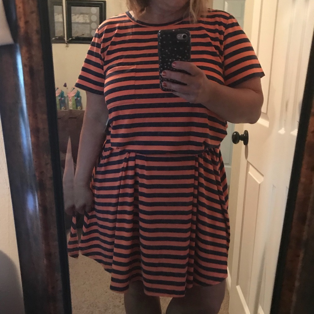 Oversized carly